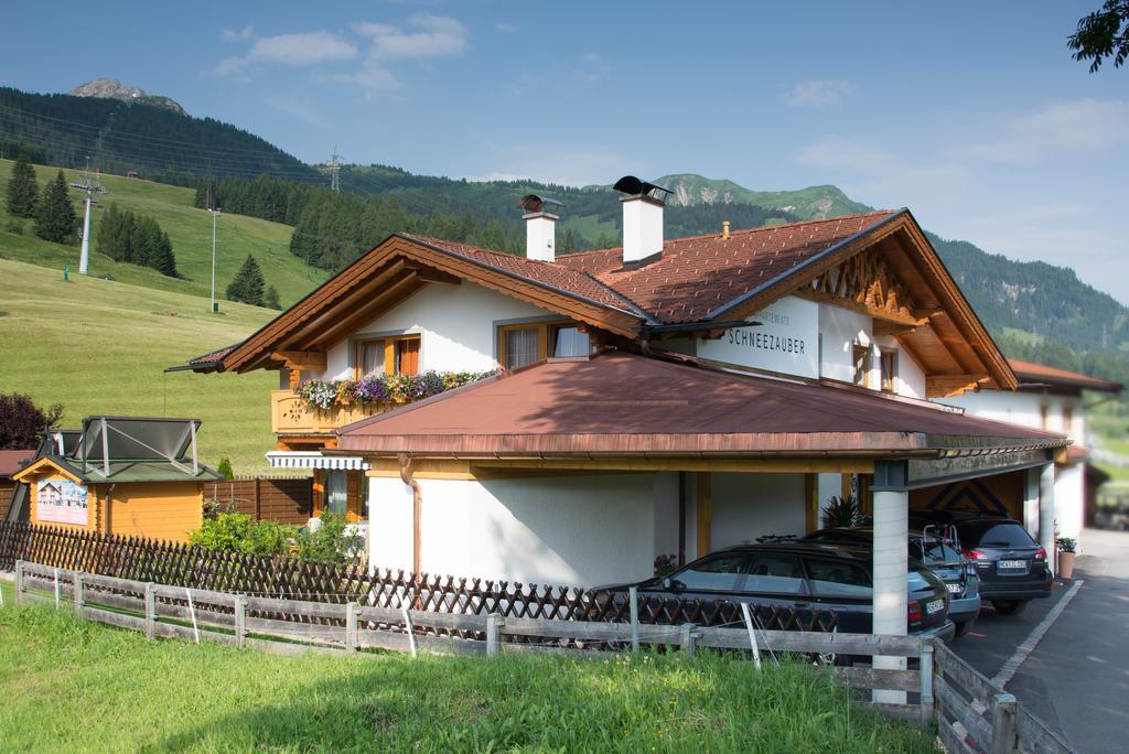 Appartements Schneezauber Lermoos Esterno foto